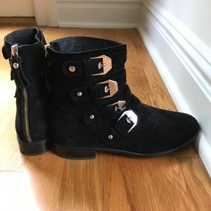 Stuart Weitzman size 5 jittermacho suede boots!